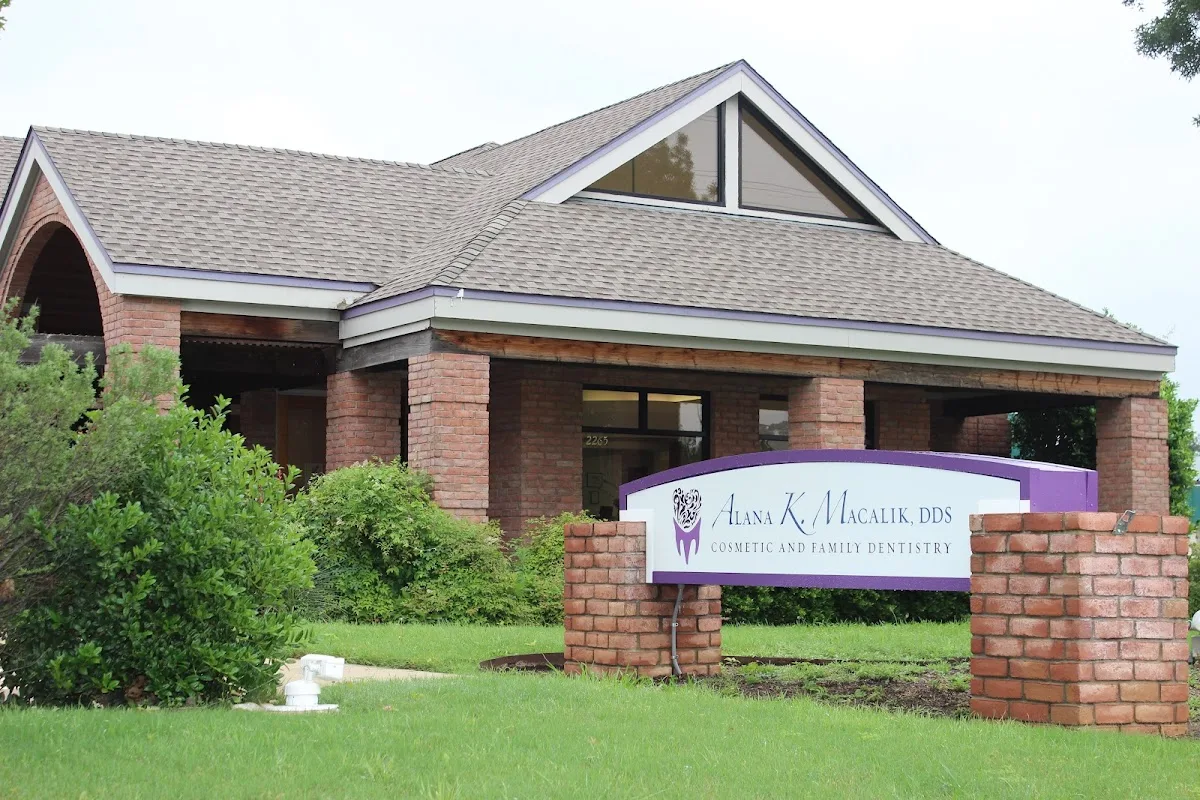 Alana K Macalik DDS — photo 2