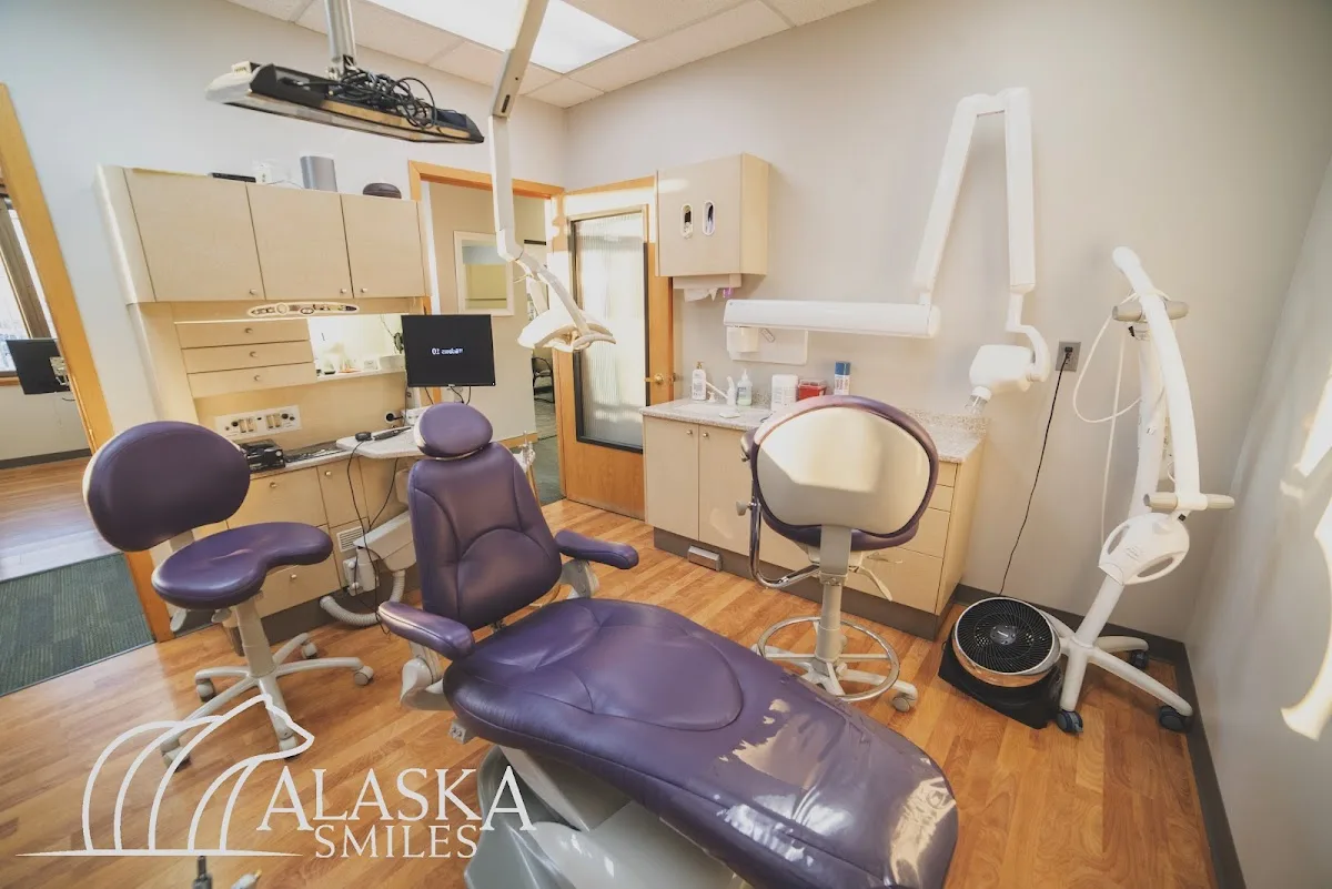 Alaska Smiles — photo 1