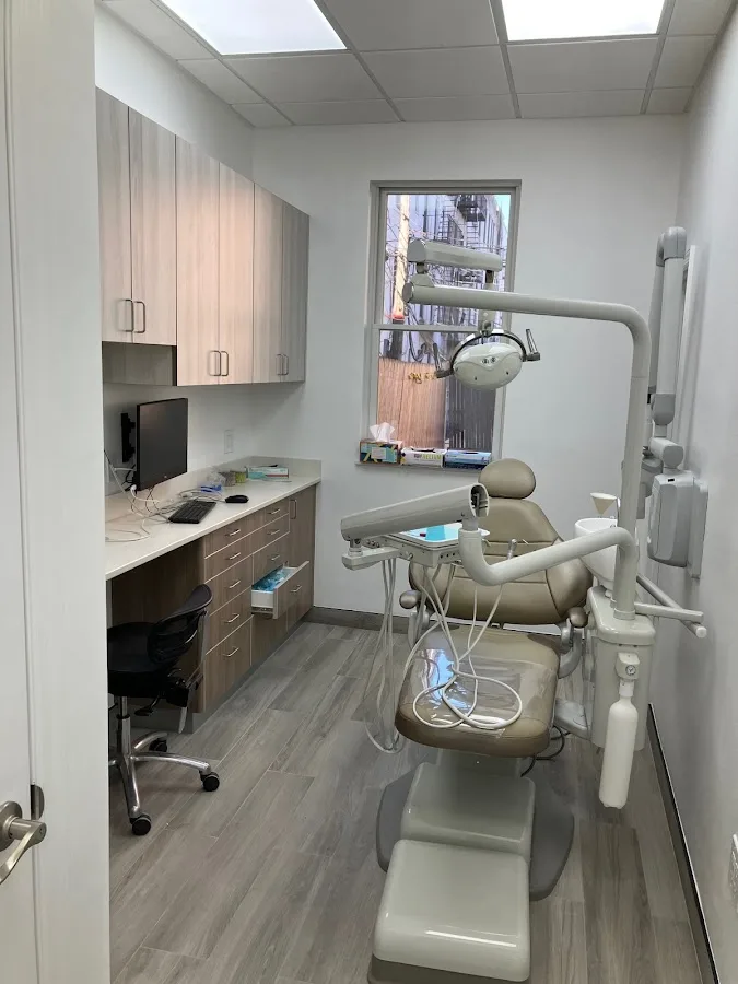 Brooklyn Smile & Dental Implants — photo 3