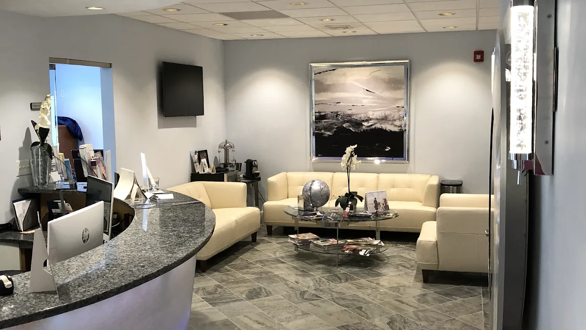 Center Plaza Dental — photo 3
