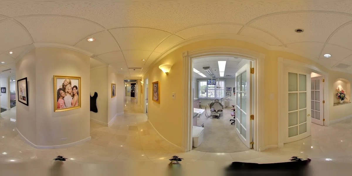 Cosmetic Dentist Honolulu : Wynn H. Okuda DMD Inc — photo 2