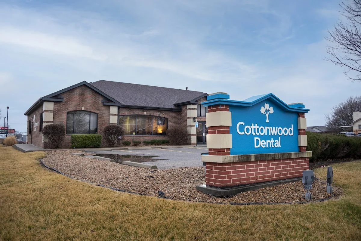Cottonwood Dental — photo 1