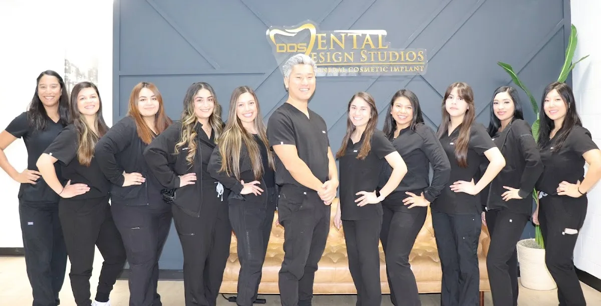 Dental Design Studios (Dentista) — photo 1
