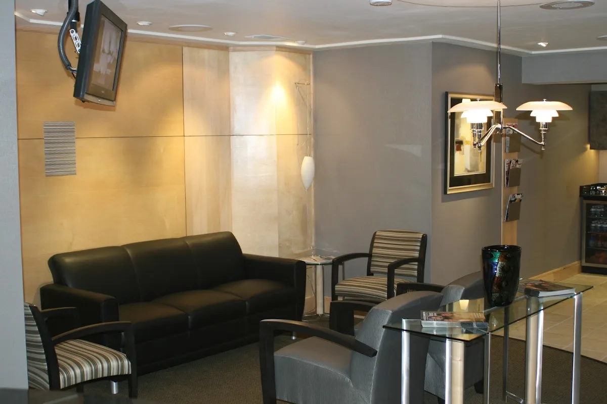 Fleur de Lis Dental Care
