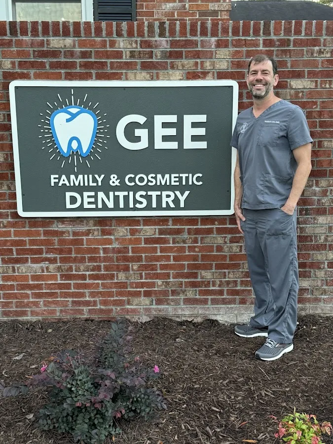 Gee Family & Cosmetic Dentistry