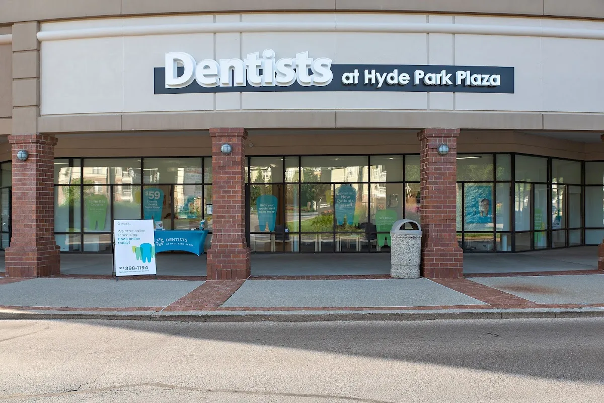 Hyde Park Square Dentistry, LLC — photo 3