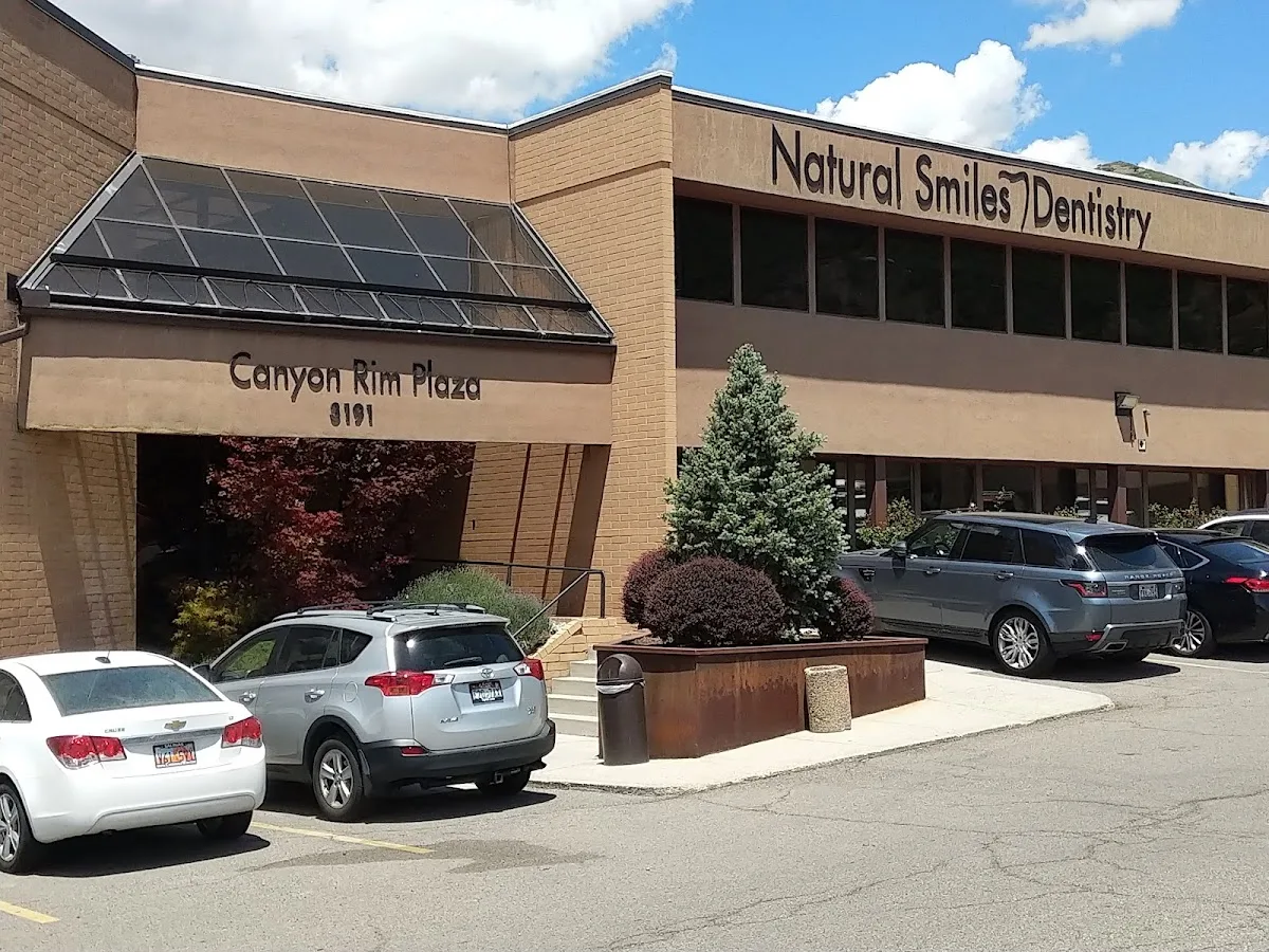 Natural Smiles Dentistry