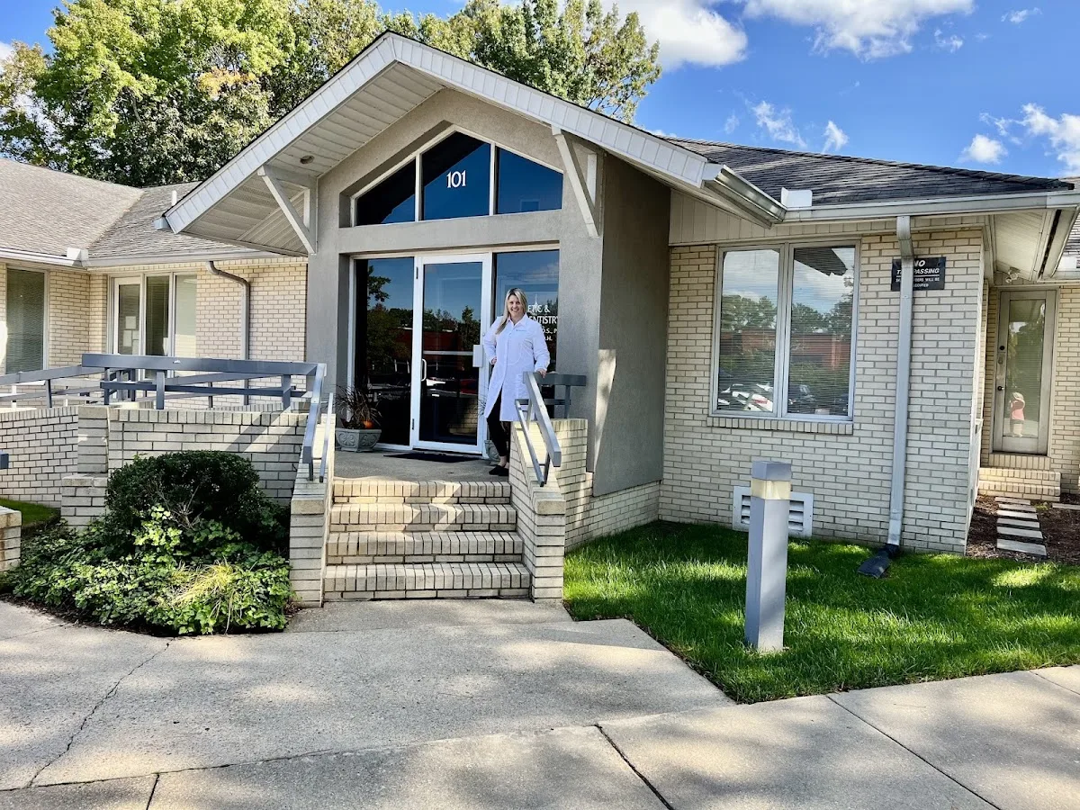 Shoreline Cosmetic and Family Dentistry — photo 1