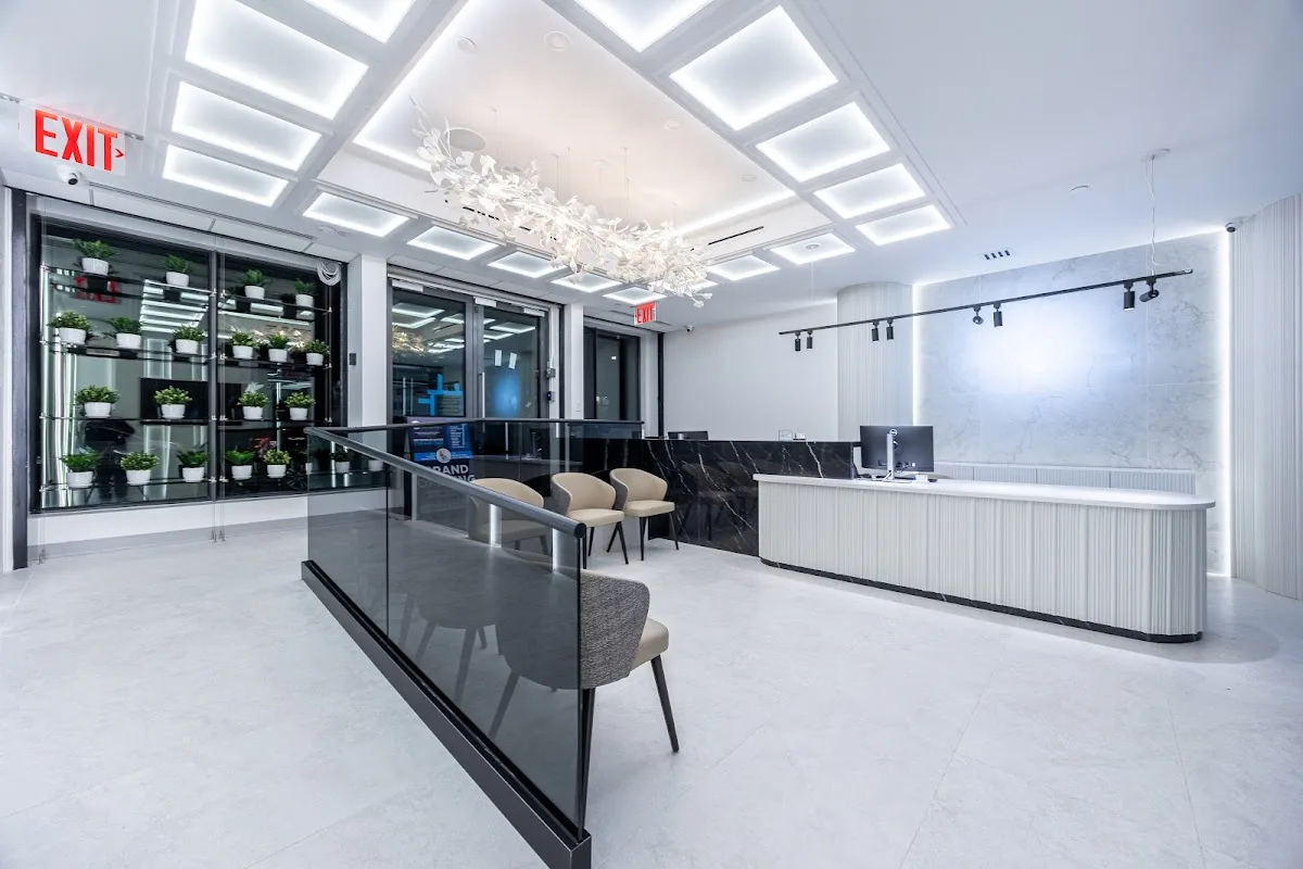 Signature Smile General & Cosmetic Dentistry - Crown Heights — photo 3