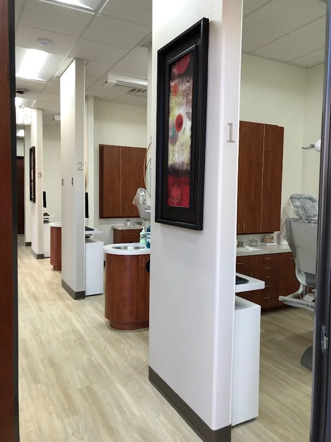 Smile Shop Dental and Facial Aesthetics — photo 5